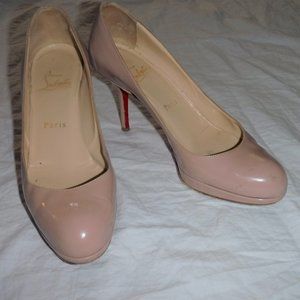Christian Louboutin Nude Classic Patent Leather Round Toe Platform Heels 37 1/2